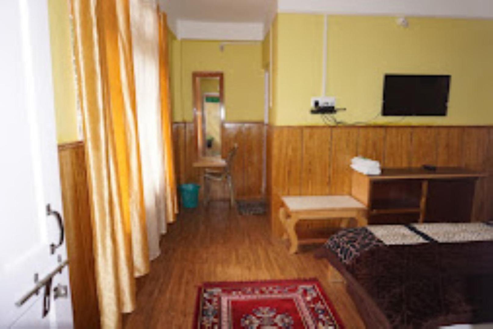 Come Inn Homestay, Tawang Buitenkant foto